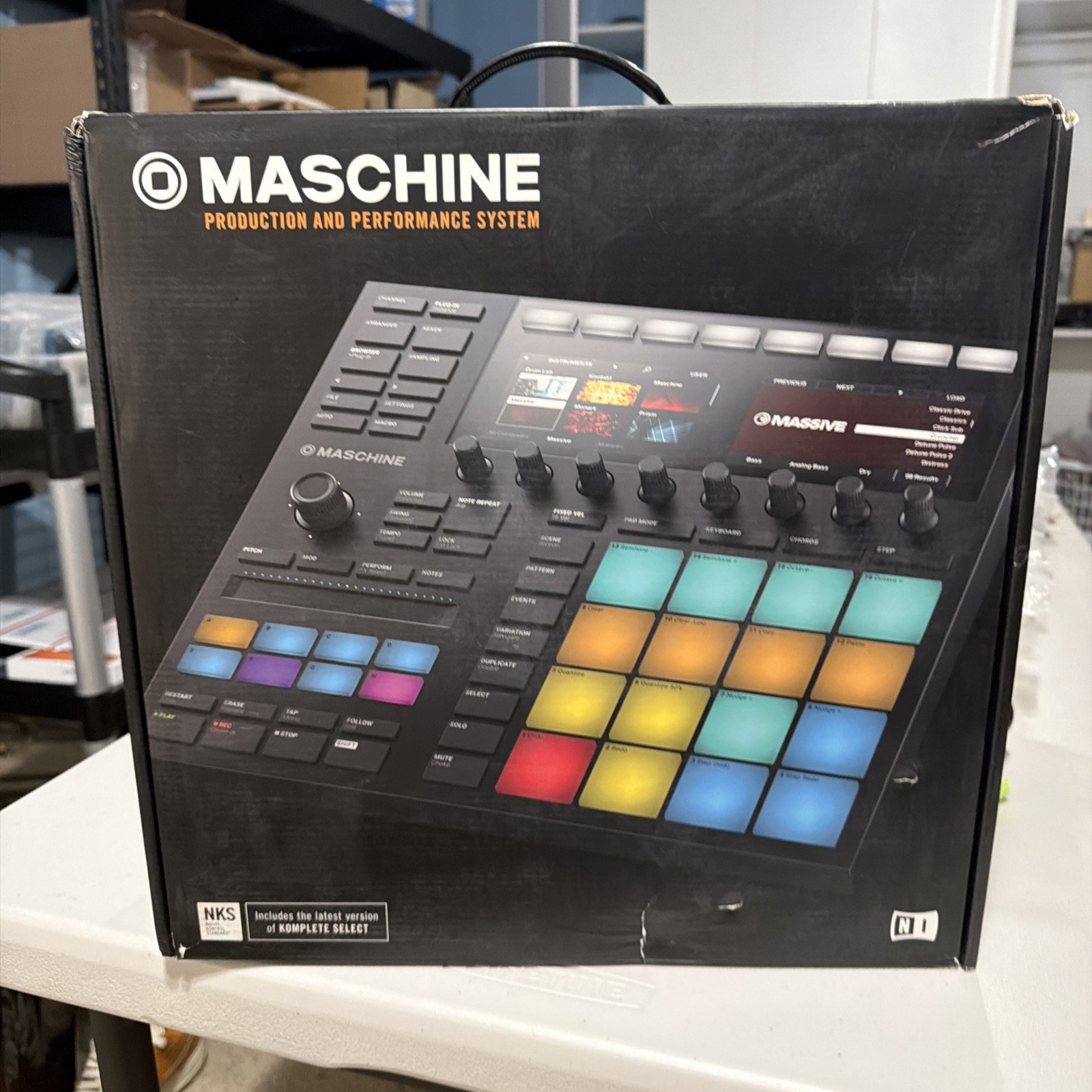 New Native Instruments Maschine Production and Performance System MK3