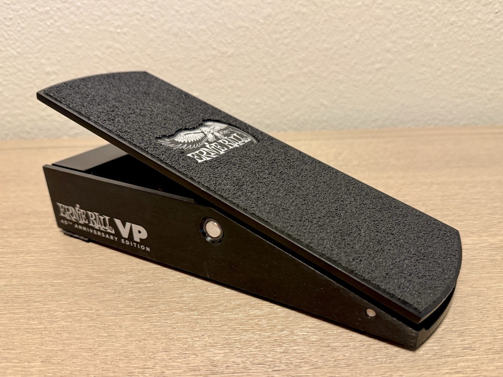 Ernie Ball VP 40th Anniversary Edition Guitar Volume Pedal Black