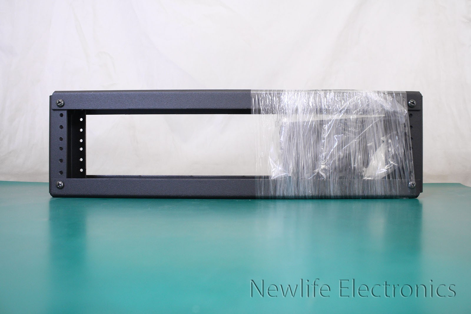 Eaton RSMPP2UFB B-Line 2Rmu Cable Rnwy Patch Panel Rack