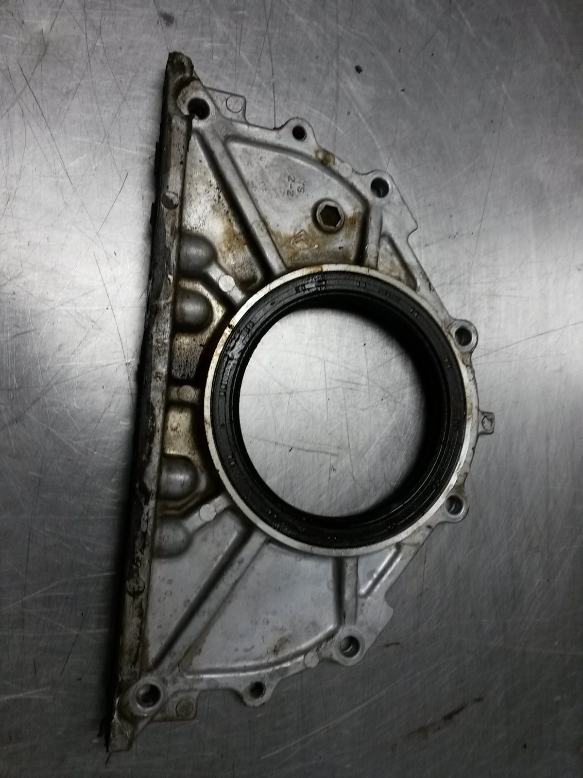 Rear Oil Seal Housing From 2007 Nissan Titan  5.6