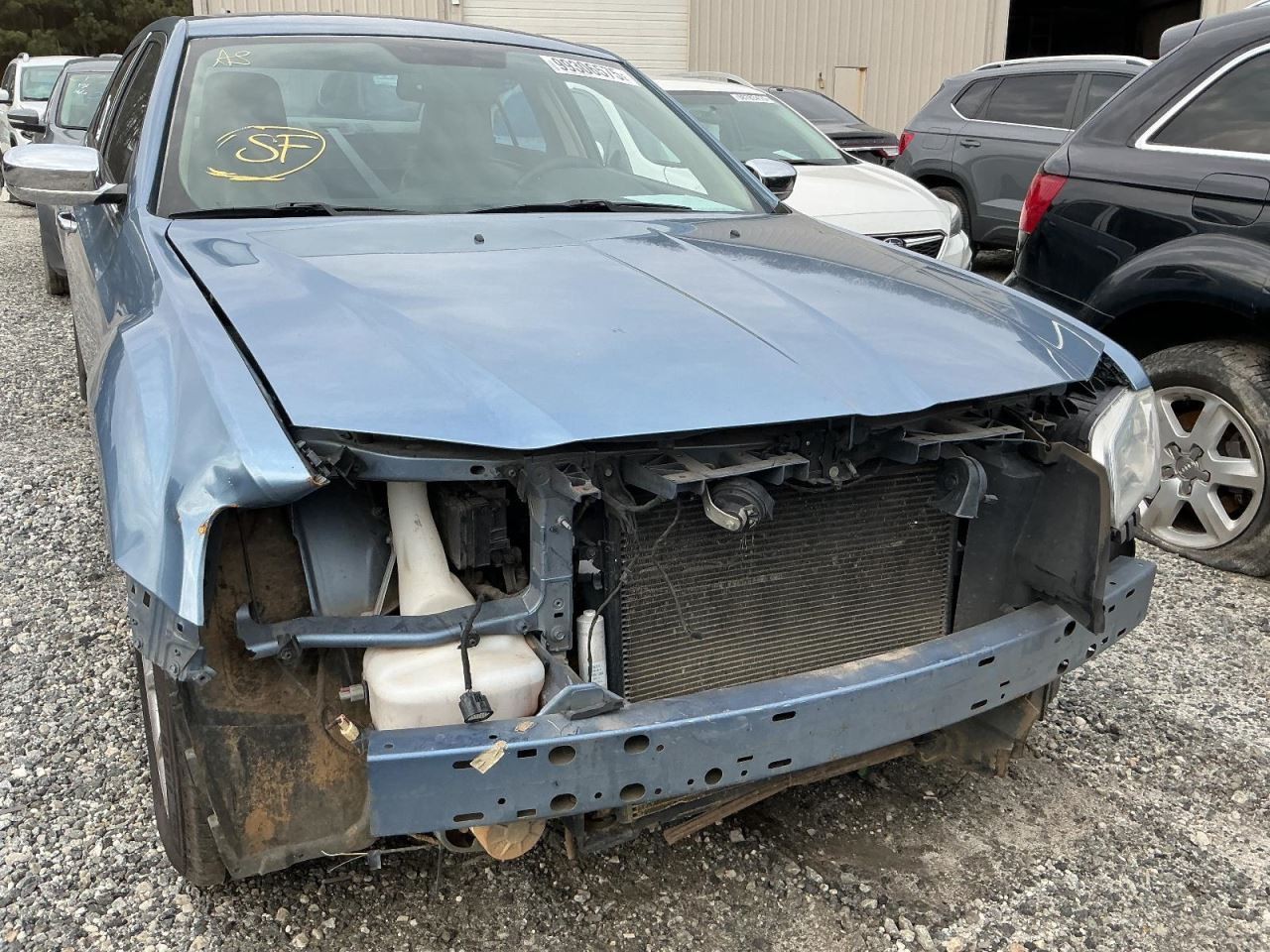 300 2011 Glove Box 4983856