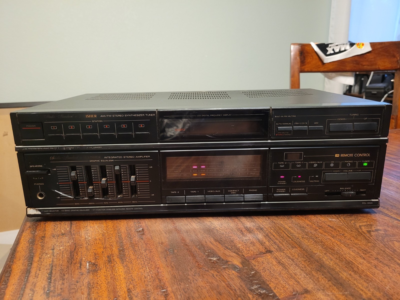 Vintage Fisher stereo tuner RS-884 (Tested For Power)