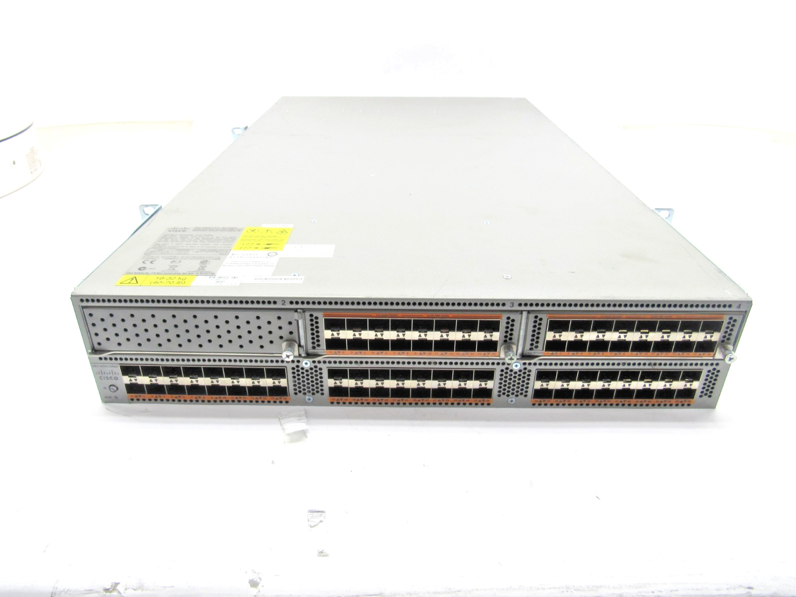 Cisco Nexus N5K-C5596UP-FA V01 Nexus 5596UP w/2x N55-M16UP Cards - Dual PSUs
