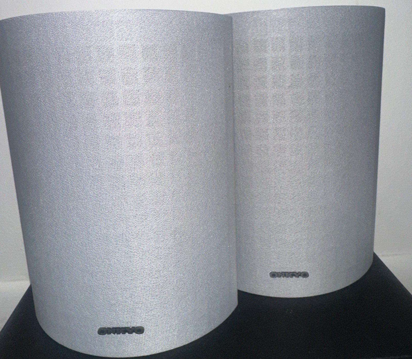 Onkyo HT-S580 home theater system Speakers (Released In 2005)