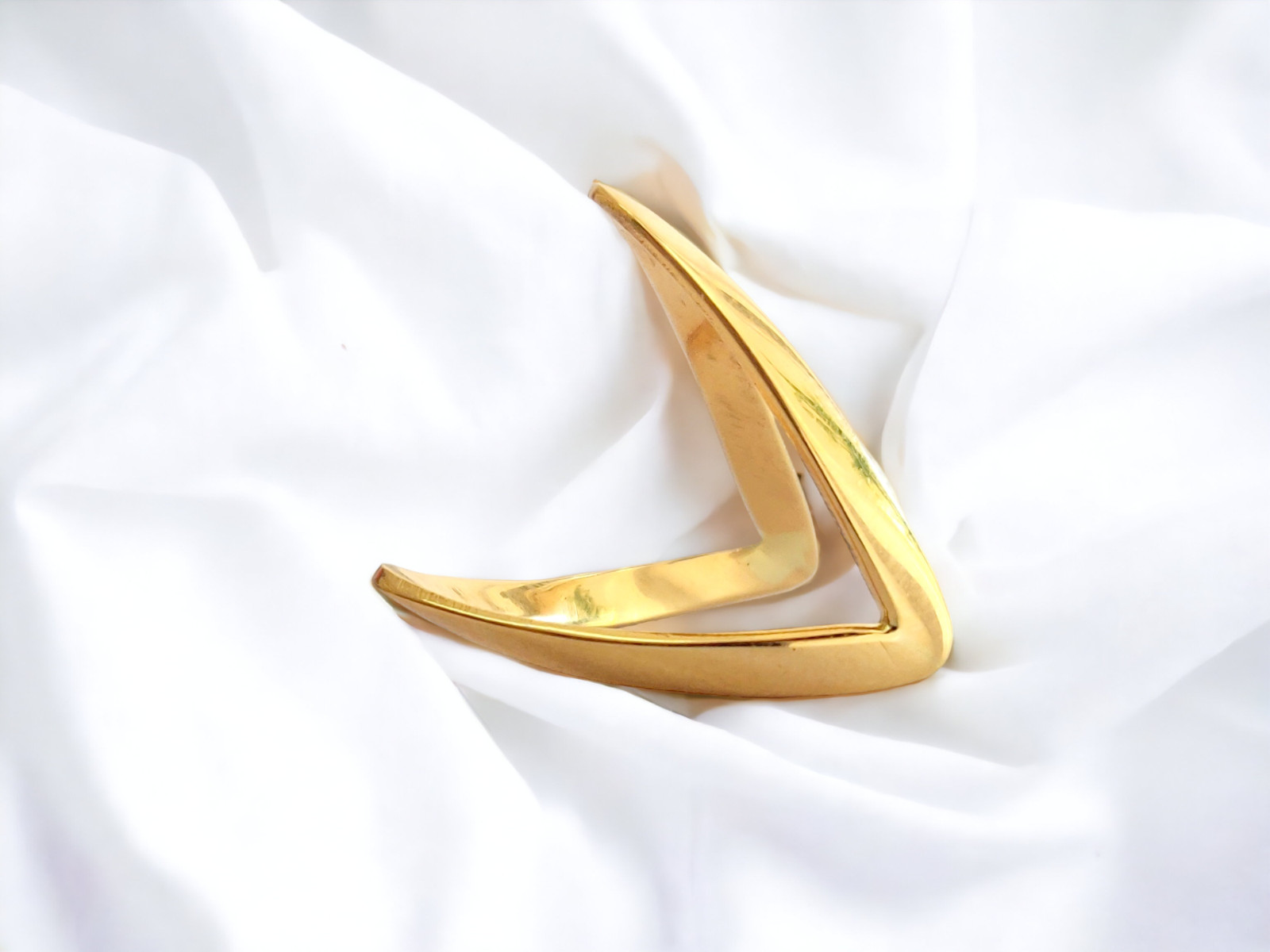 14k Solid Gold Chevron Ring - V Shaped Ring - Yellow Gold Chevron Ring