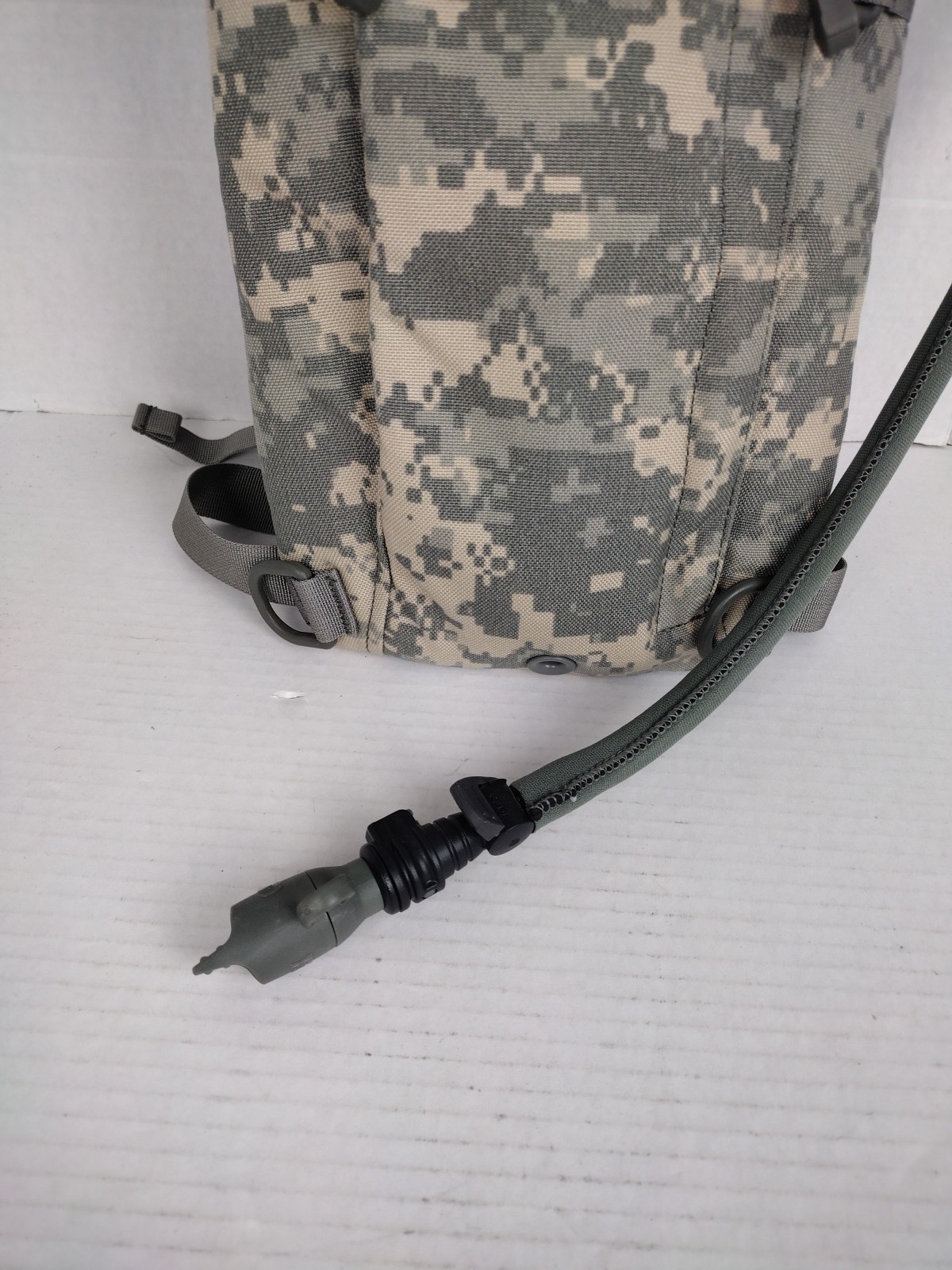 CamelBak Maximum Gear Hydration Backpack Tactical Military ACU Digital Camo