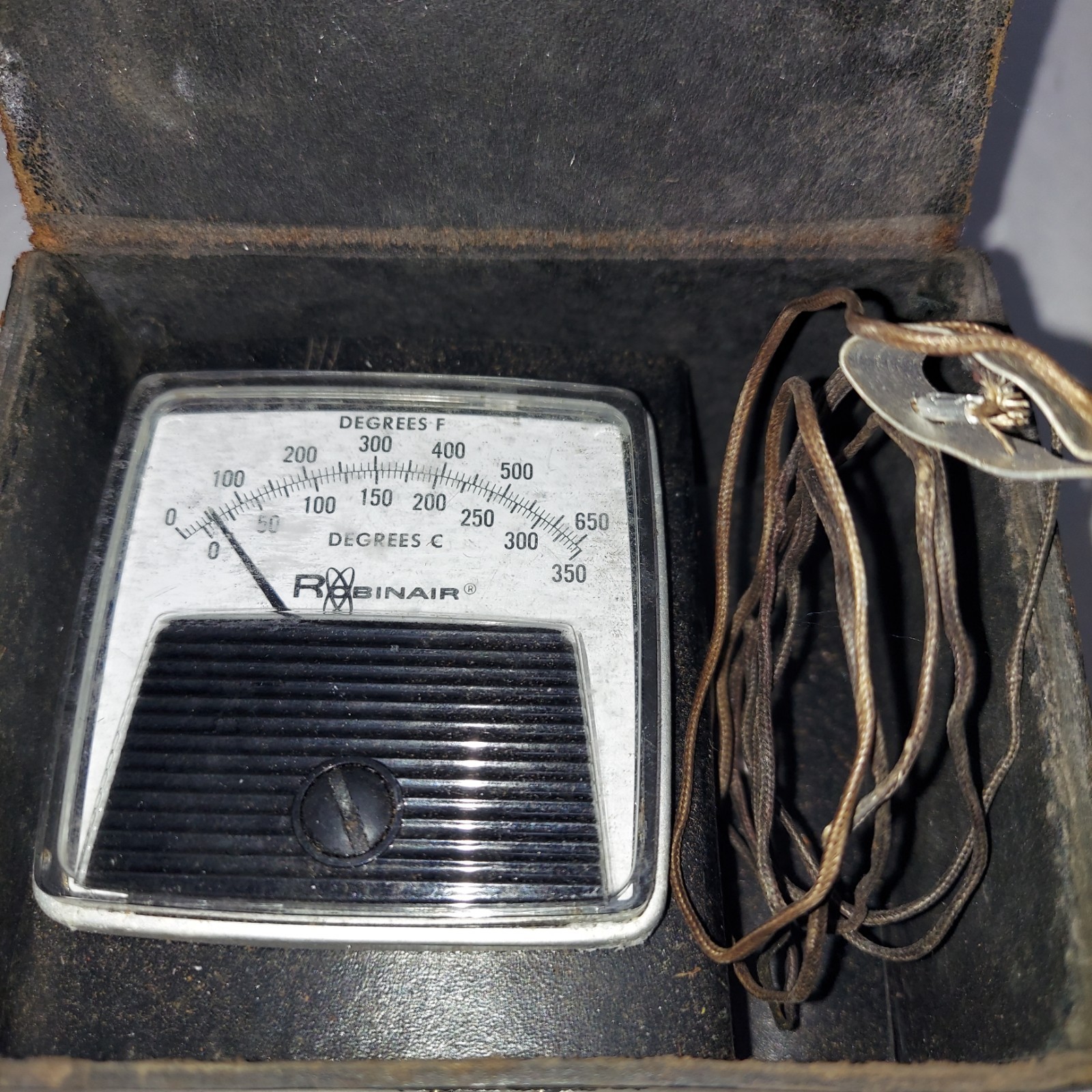 VINTAGE Robinair Temperature Tester,in leather case old stock Untested Parts