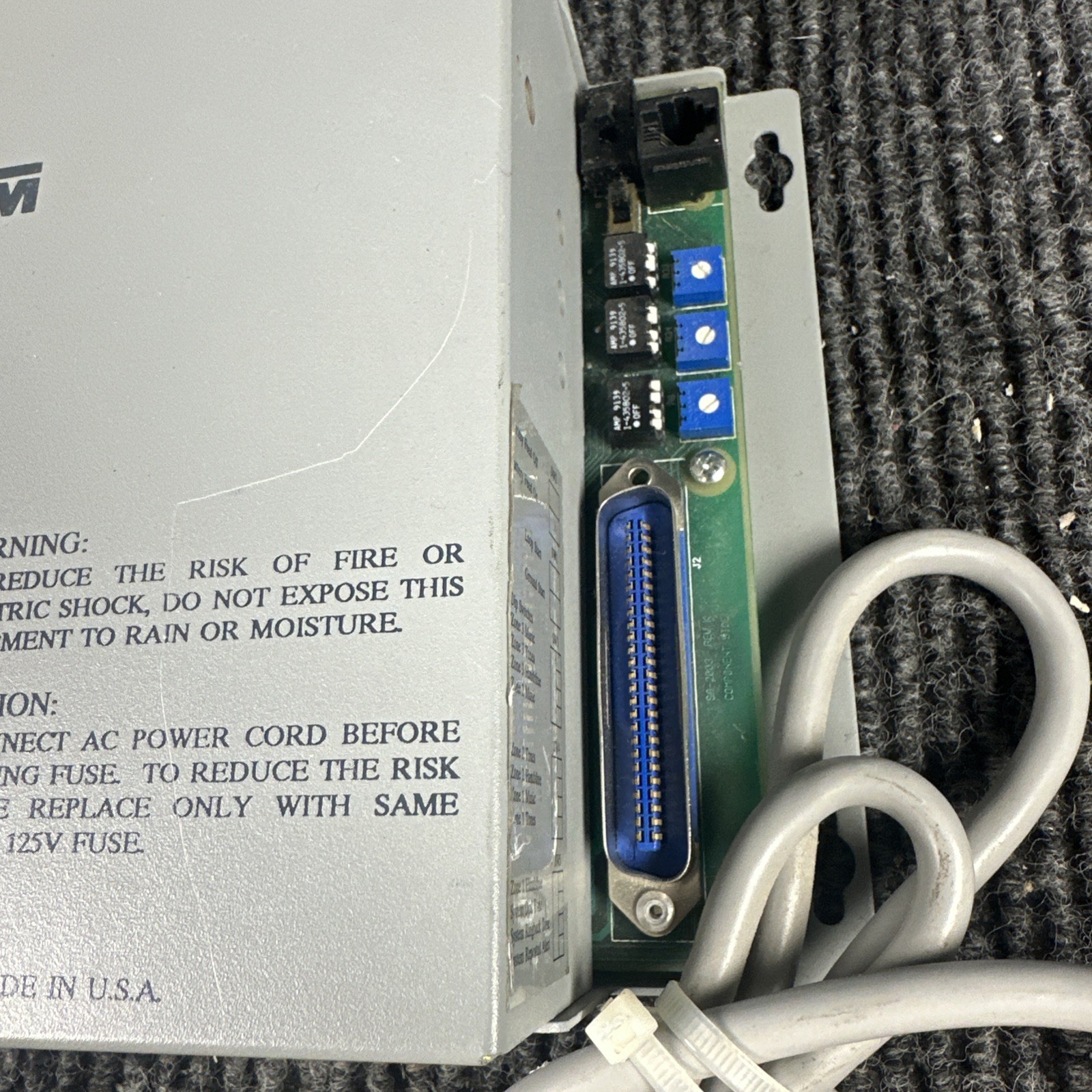 VALCOM V-2003 3 Zone 1 Way Page Control