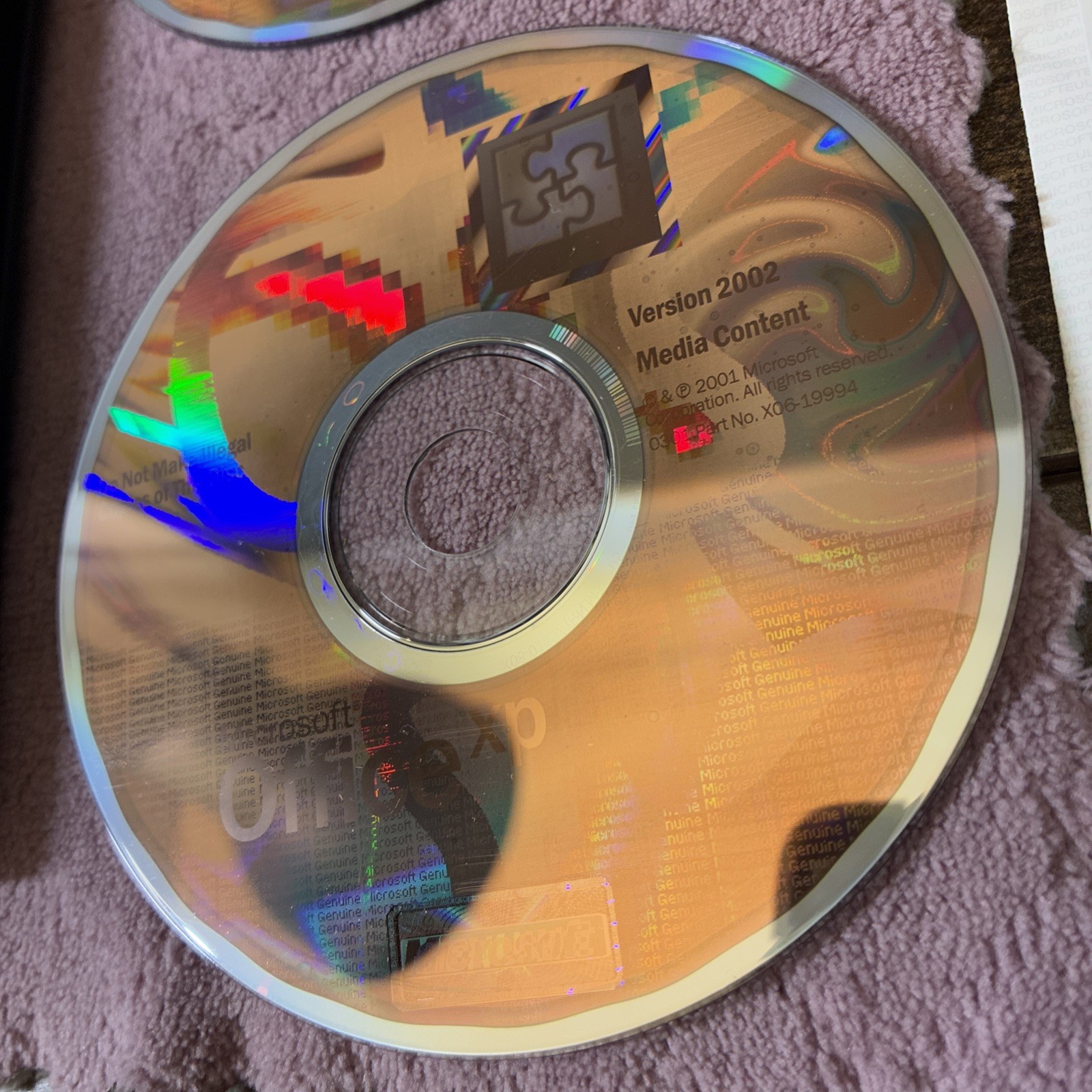 Microsoft Office XP Professional Suite Version 2002 CD with Product Key Included