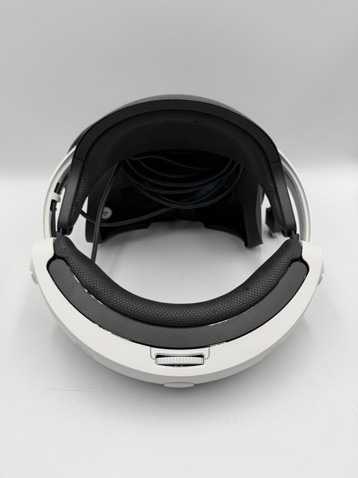 Play Station VR Headset And Controllers