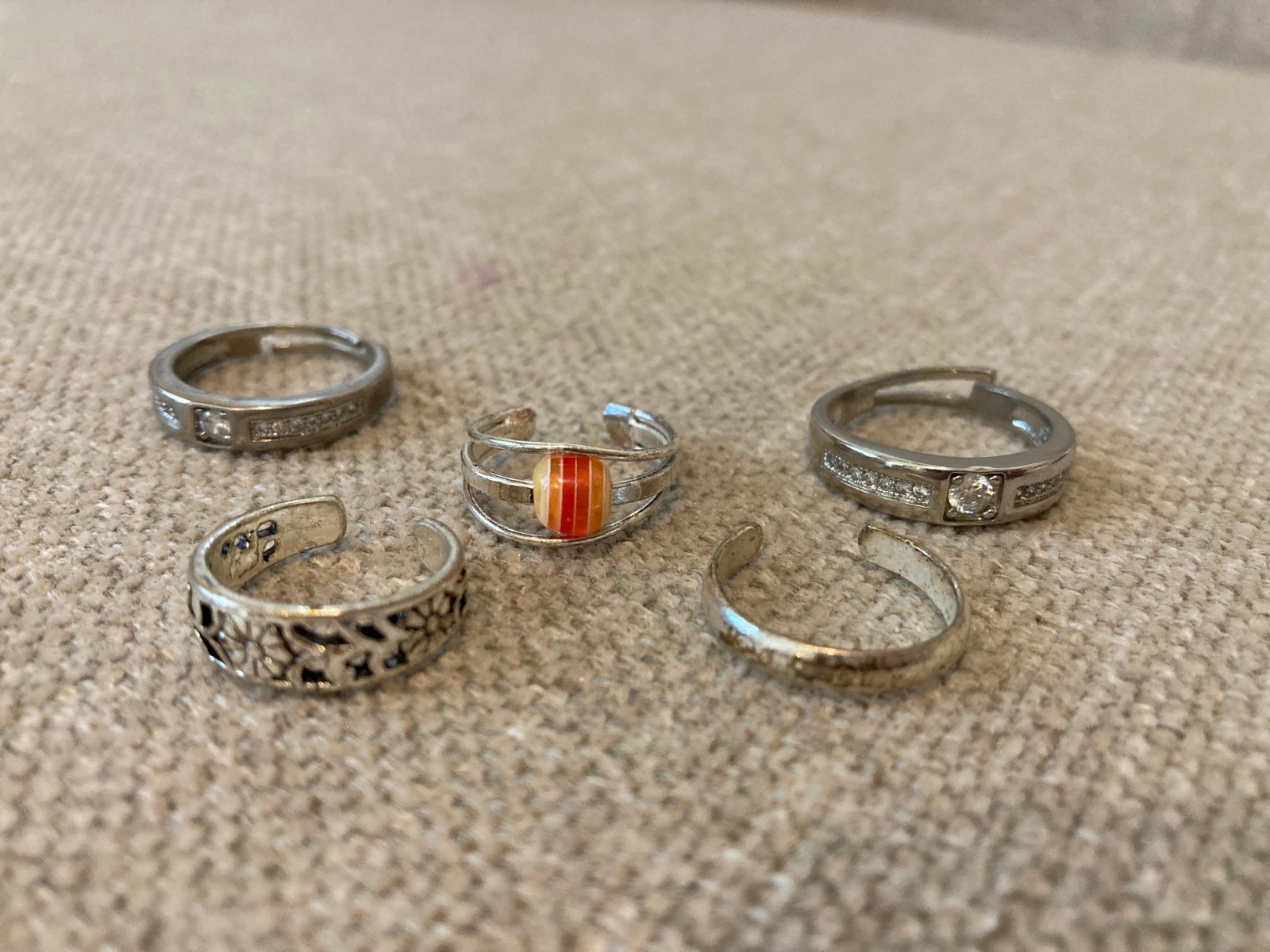 Lot of 5 Adjustable Rings