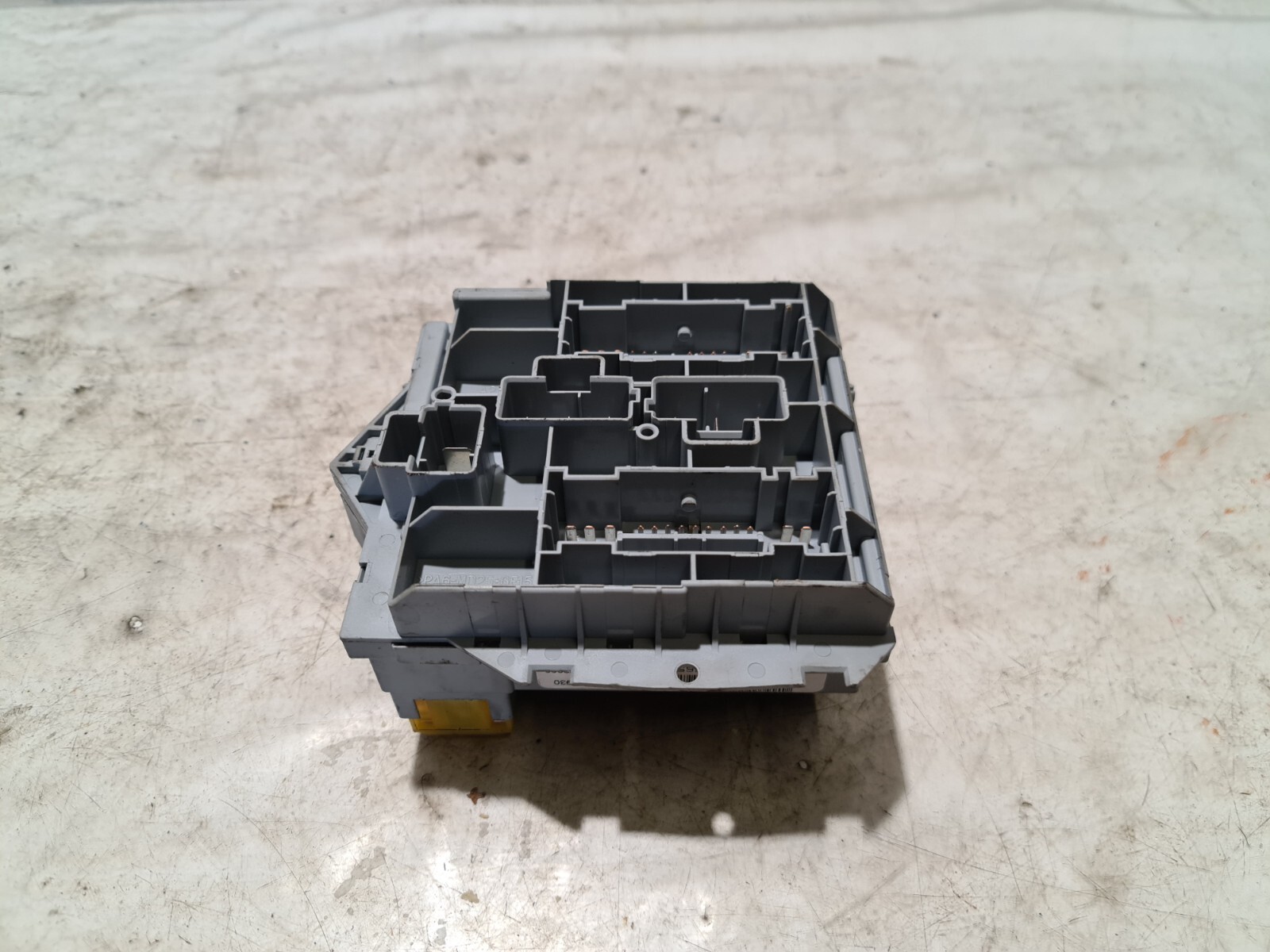 Fiat Bravo Under Bonnet Relay Fuse Box 1.4 T-Jet Petrol 2008 MK2 OEM 51790930