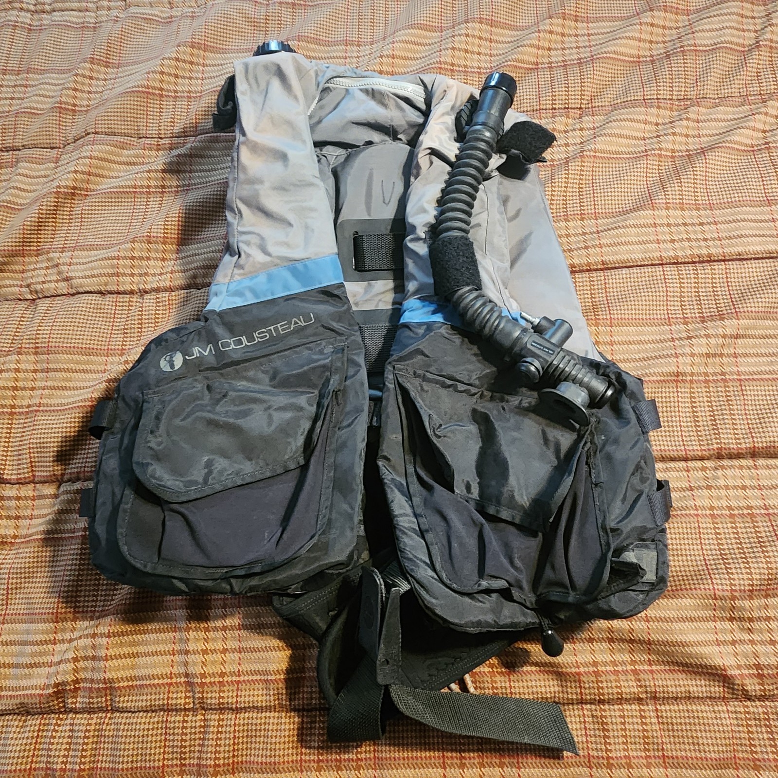 Vintage U.S. Divers JM Cousteau BCD Scuba Diving Vest Black Grey Blue Medium