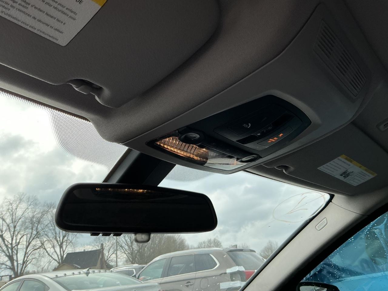535I 2013 Glove Box 4950951