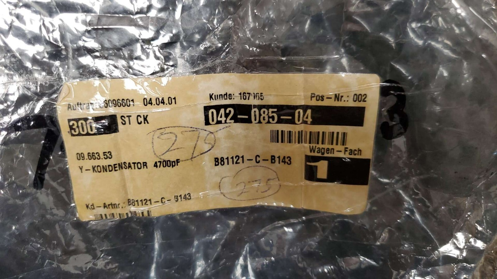 275 Pieces of B81121-C-B143