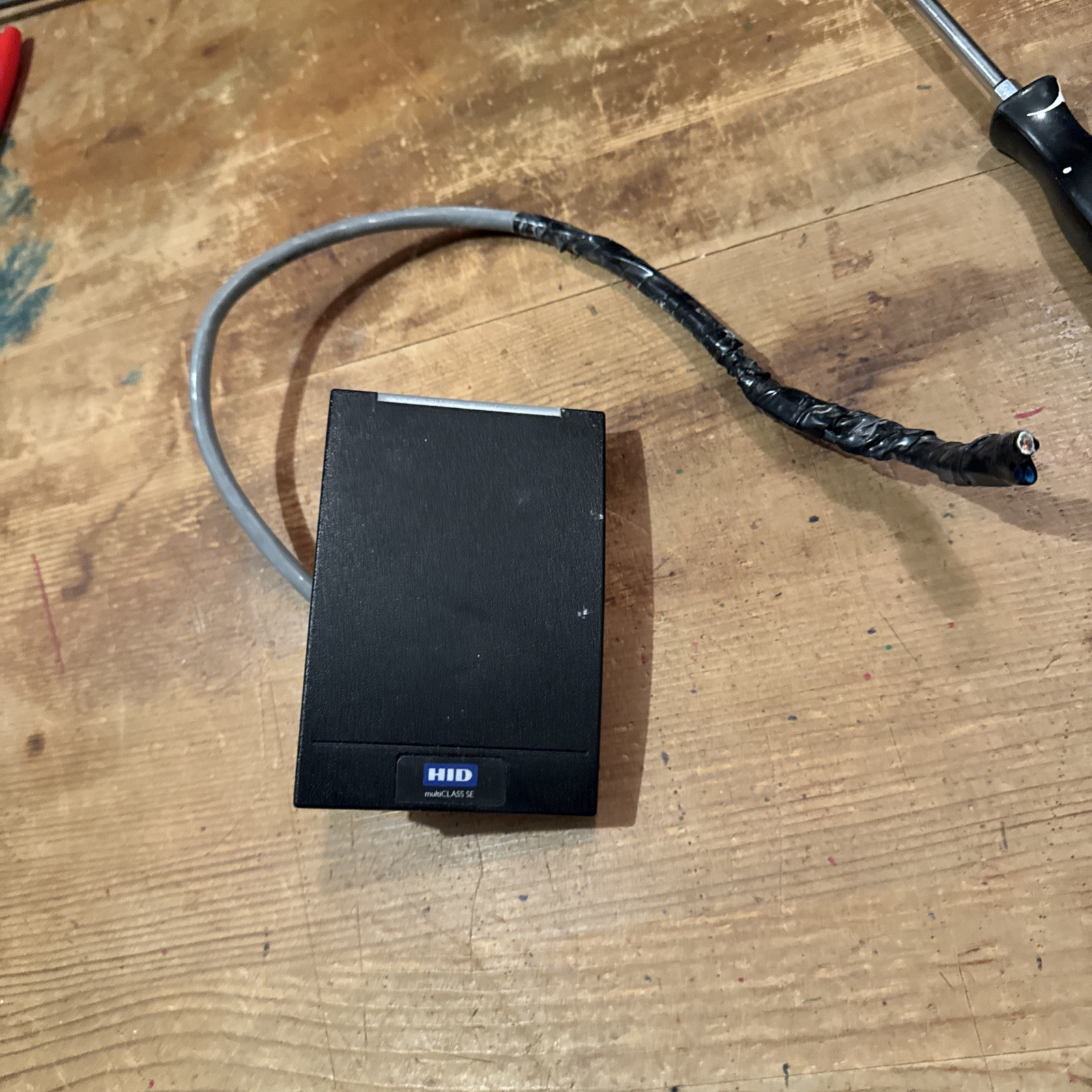 HID 920PTNNEK00000 multiCLASS RP40 Wall Switch Reader - Black Tested & Working