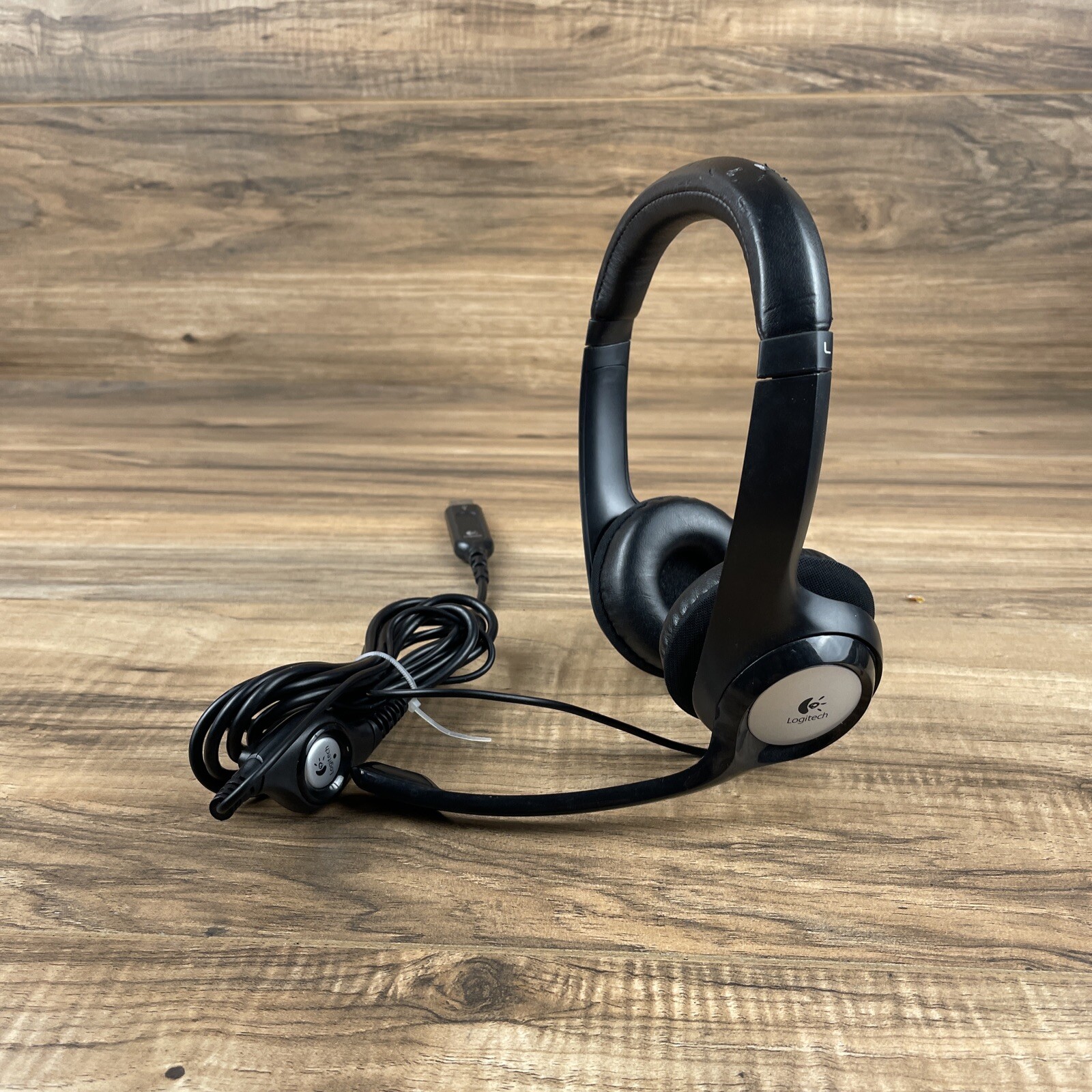 Logitech DZL-A-00052 Stereo On-Ear Corded USB Headset w/ Microphone