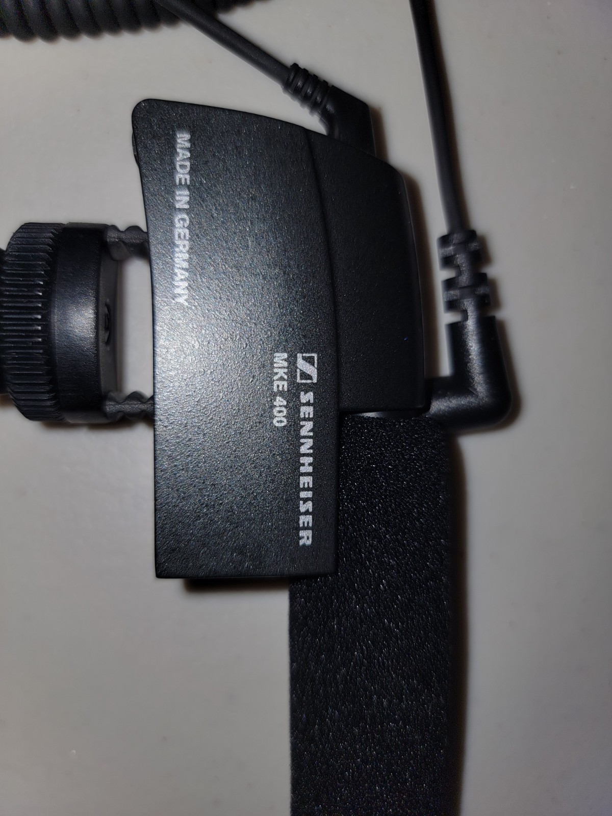 Sennheiser MKE 400, Mountable Compact Shotgun Microphone - Excellent Condition