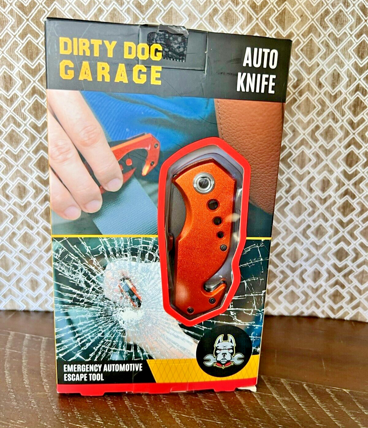 Dirty Dog Garage Auto Knife • Emergency Automotive Escape Tool - 3 Tools in 1