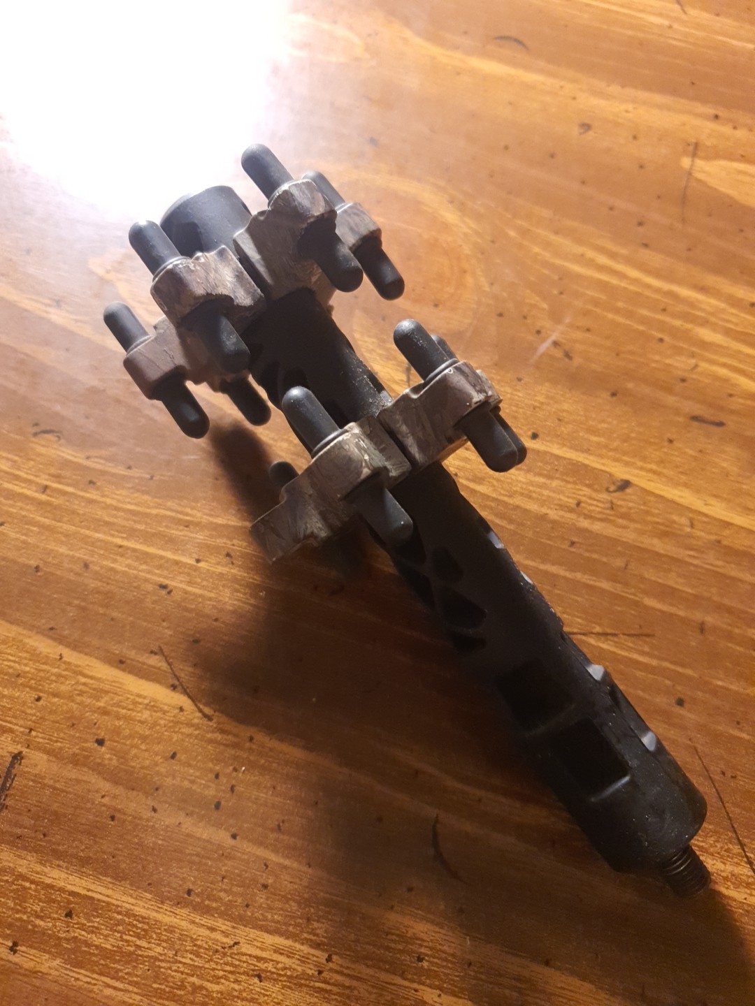 Fuse Archery Intrepid 6" Stabilizer Missing 2 Shox Rods