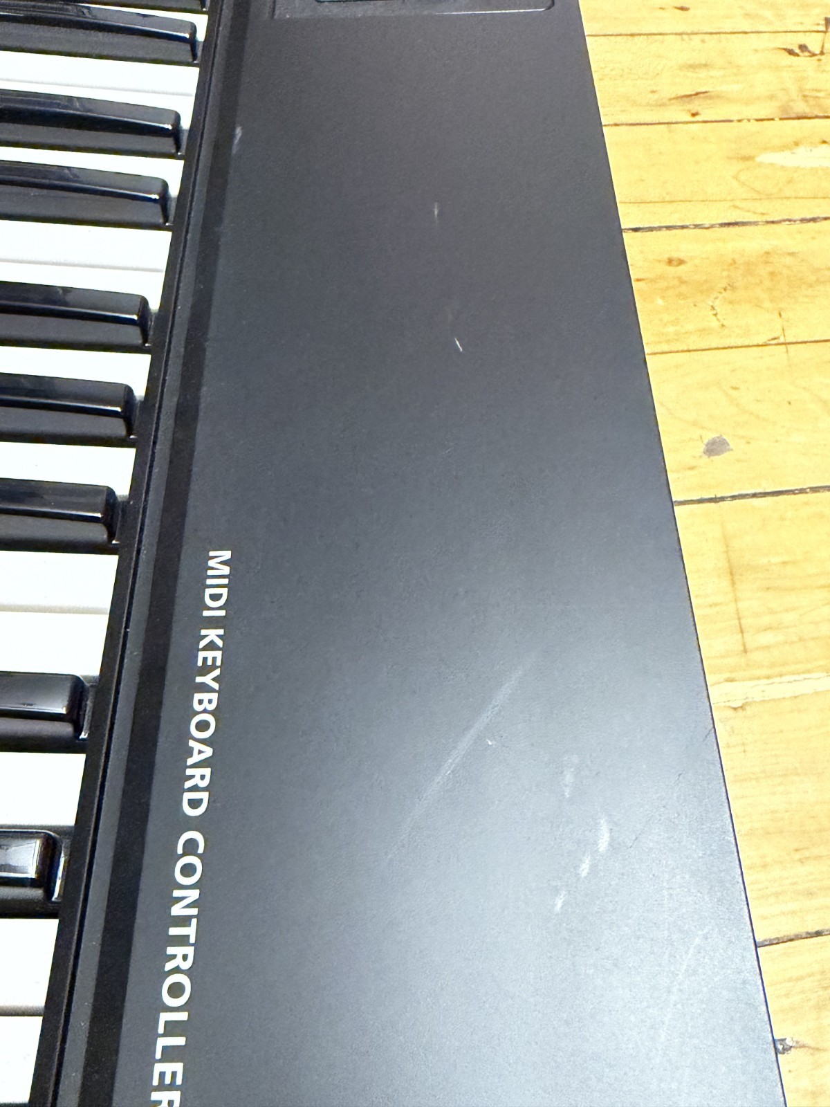 Roland A800 Pro
