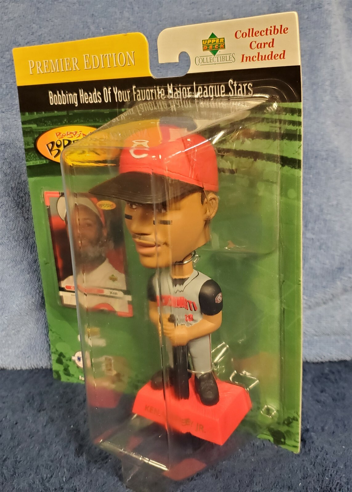 Upper Deck Bobbin' Bobber Bobblehead - Ken Griffey, Jr. Cincinnati Reds (2000)