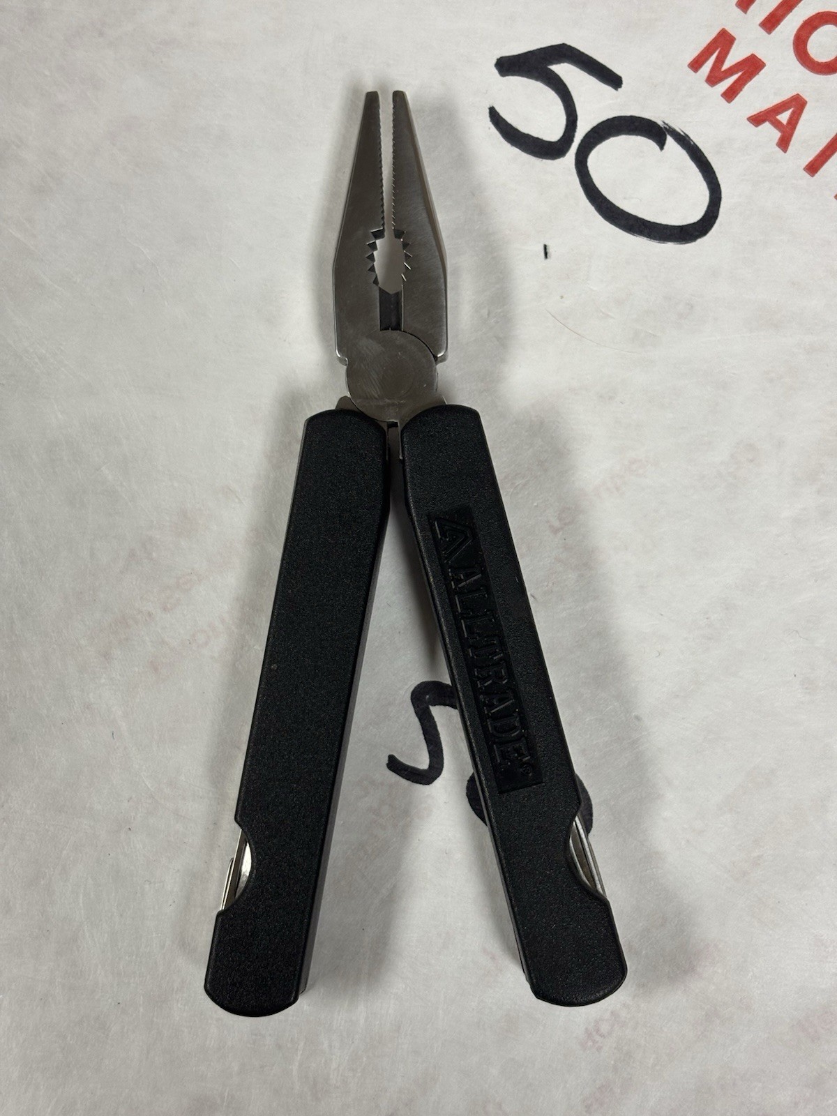 ALLTRADE MULTI-TOOL POCKET KNIFE!
