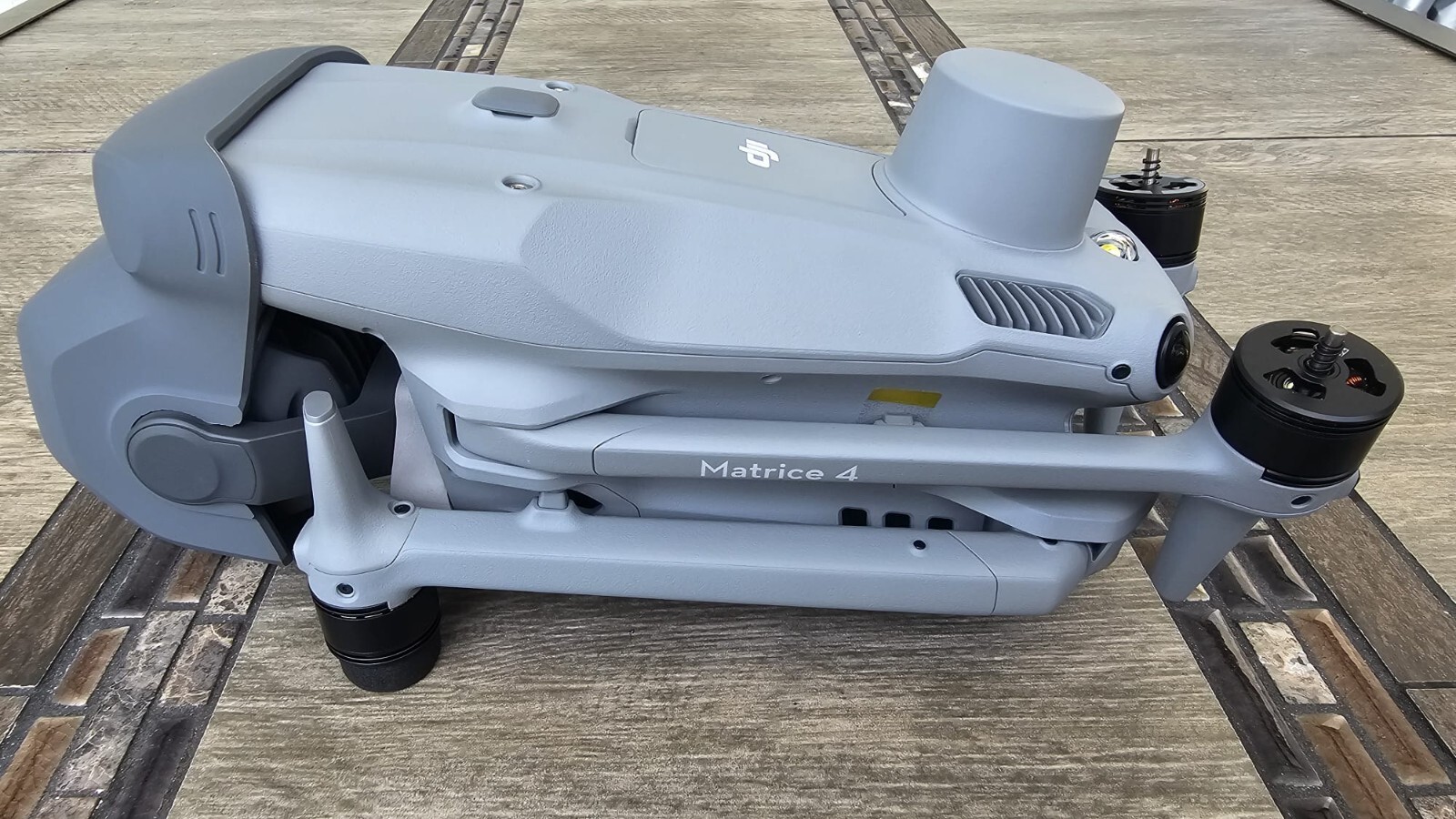 DJI Matrice 4T Thermal Drone Body Only !!  NEW !!