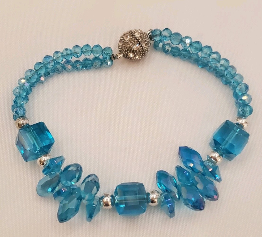 Vintage Handmade Blue Crystal Bracelet Magnetic Clasp Rhinestones