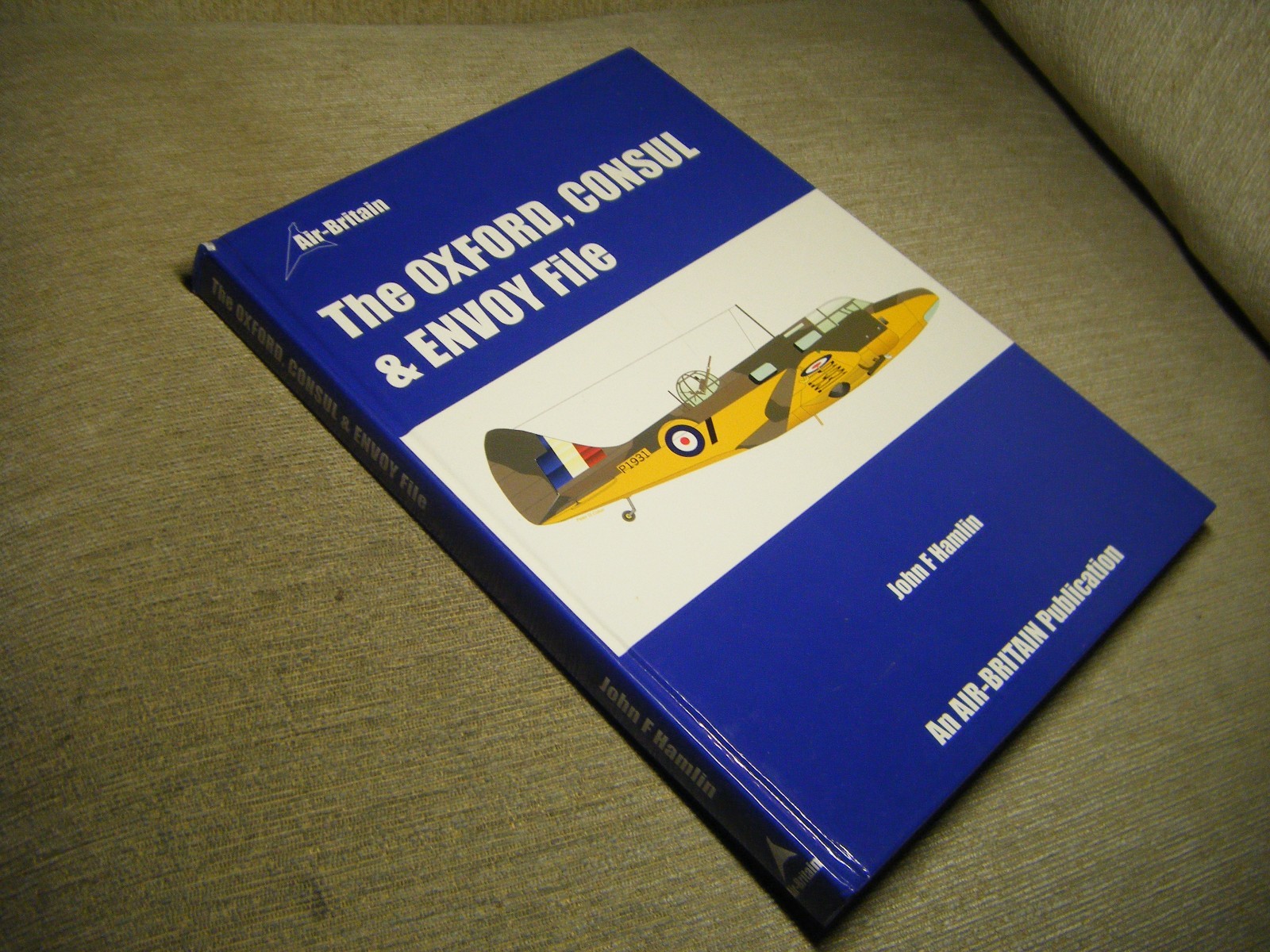 Air-Britain  The Oxford, Consul & Envoy File  John E. Hamlin