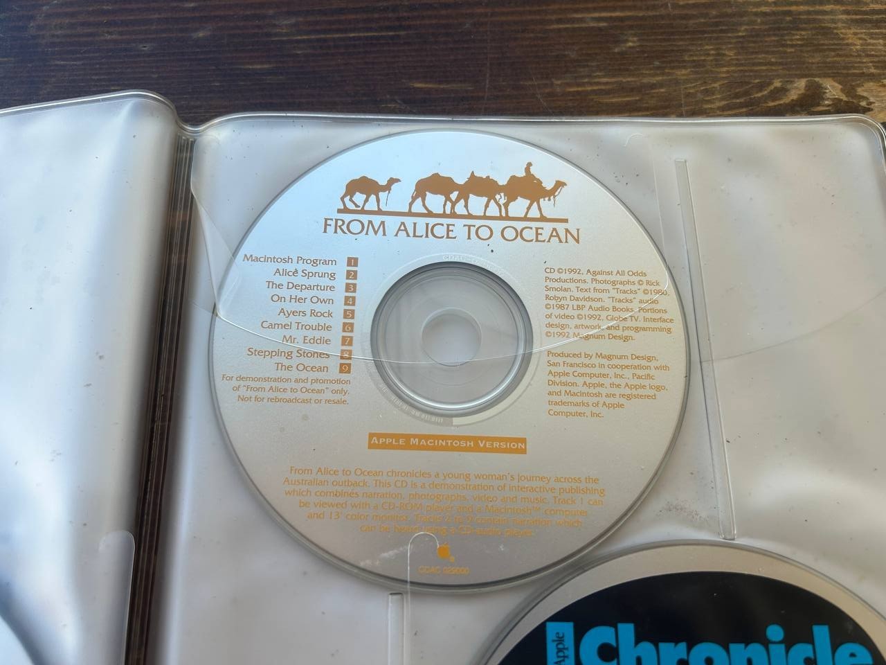 Apple Macintosh Compact Discs CD-ROM Sampler Lot w Case Nautilus Kodak