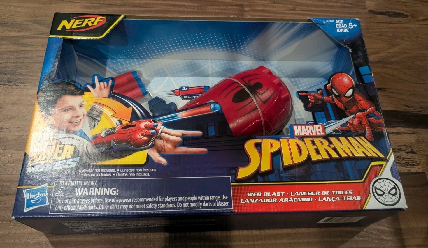 Spider-Man Power Moves Web Blast Gauntlet Marvel E7328