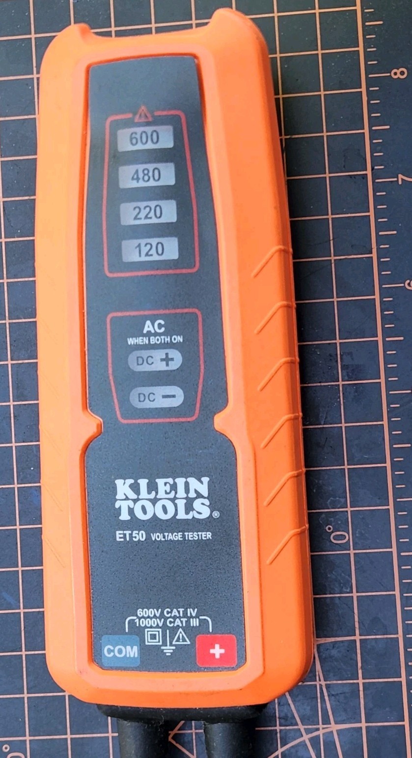 Klein Tools ET50 Electronic AC/DC Voltage Tester
