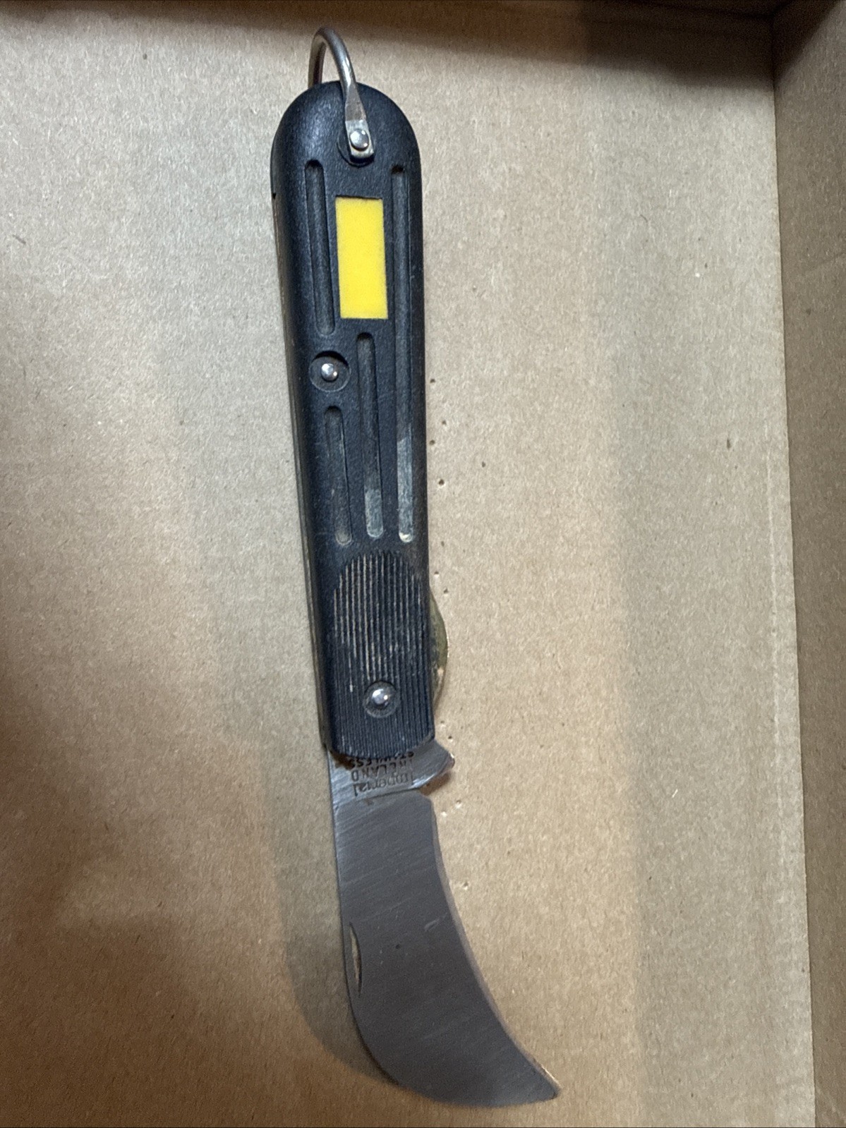 Imperial Ireland Folding Knife Hawkbill Blade Black Plastic Hawksbil (WBP010139)