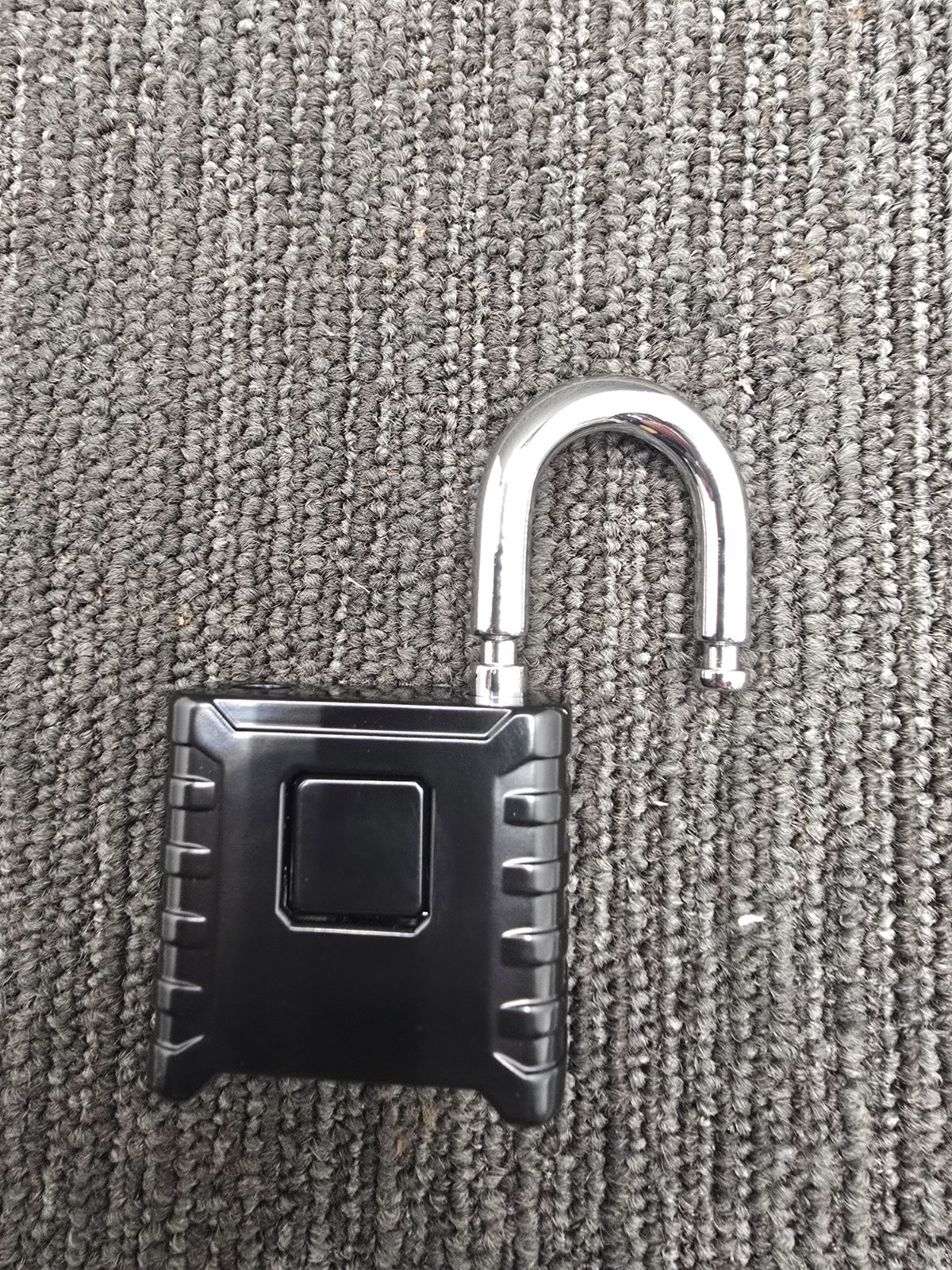 Diyife Heavy Duty Combination Padlock, Large Outdoor Padlock One-Touch Unlocking