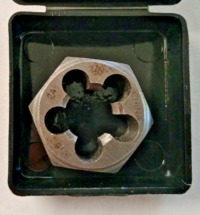 9/16-24 Un Die 1" Hex Right Hand Interstate