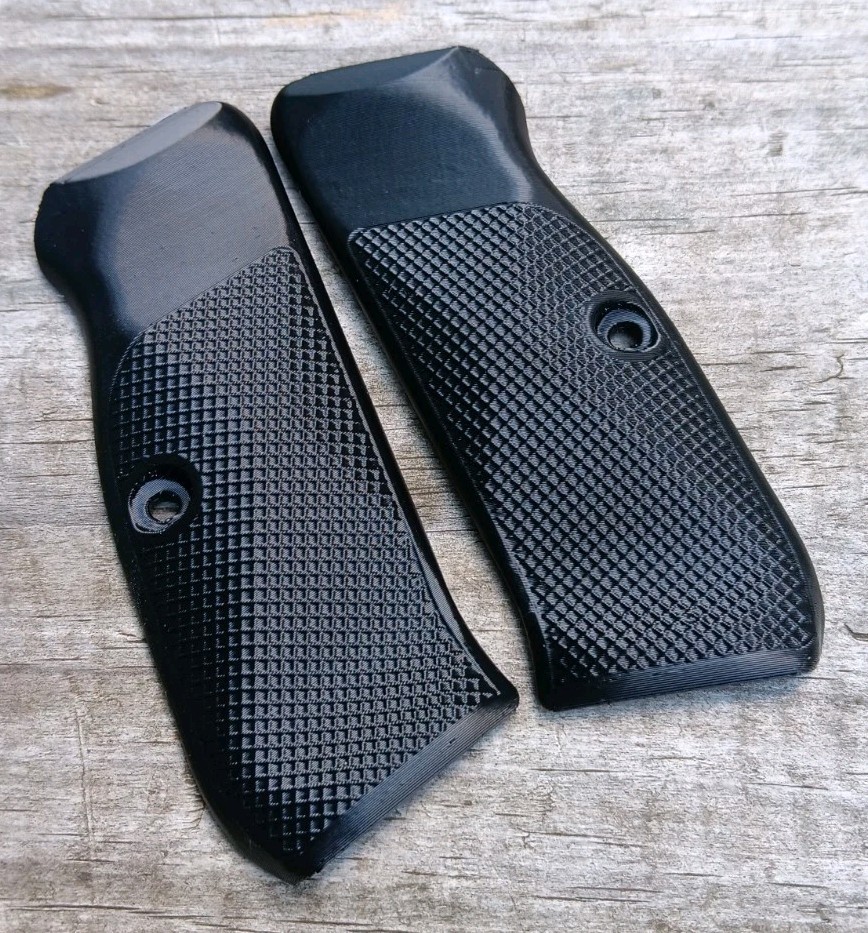 CZ 75, 85, SP-01 Full Size Pistol Grips Checkered Pattern Black