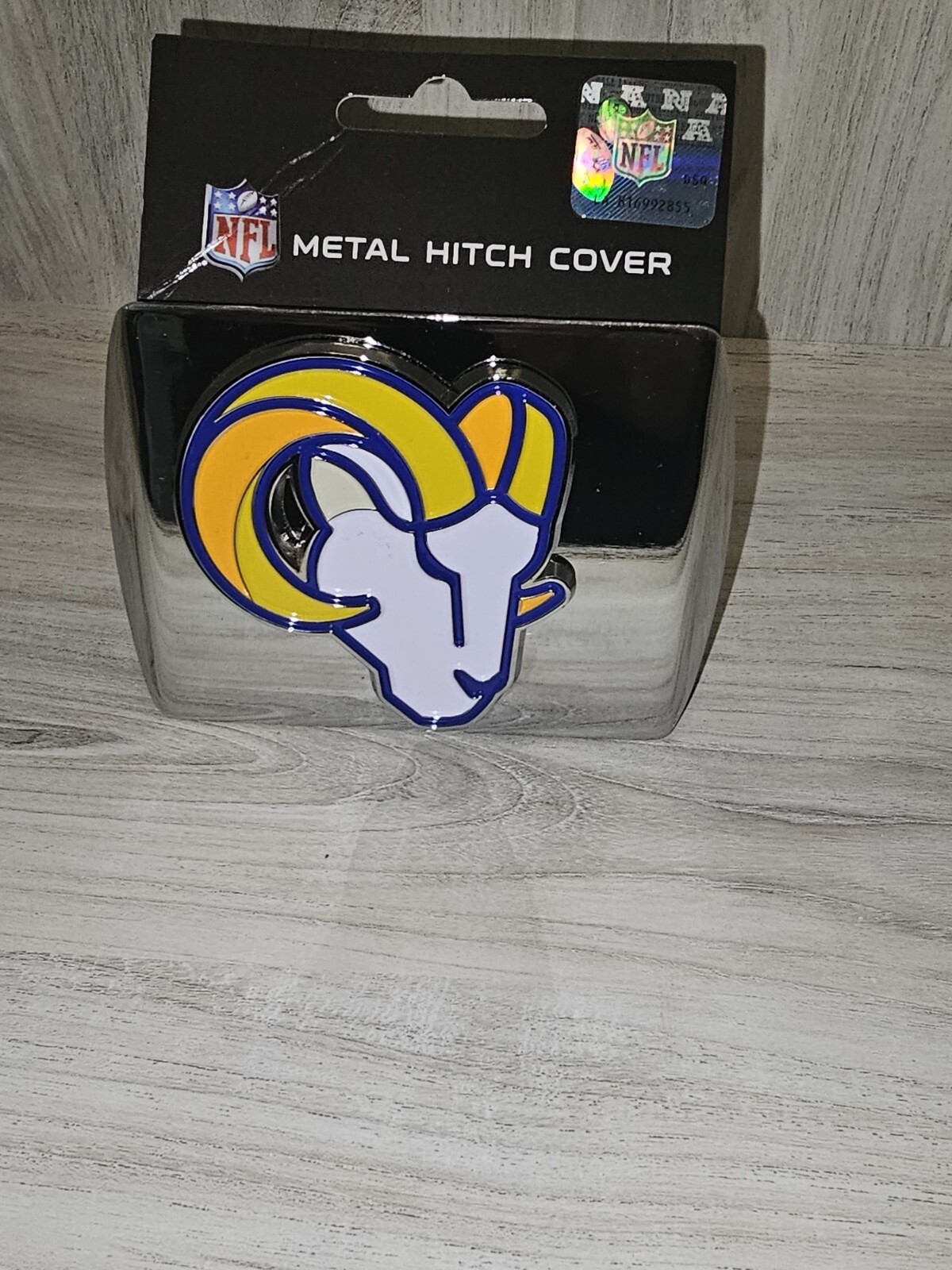 LOS ANGELES RAMS HIGH QUALITY CHROME METAL TOW HITCH COVER