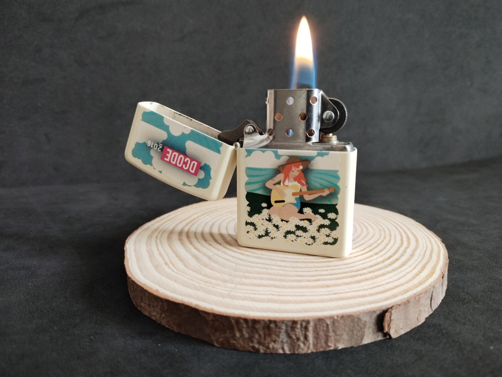 Lighter ZIPPO.Zippo Dcode 2016.Bradford,PA.2016.In excellent working condition.