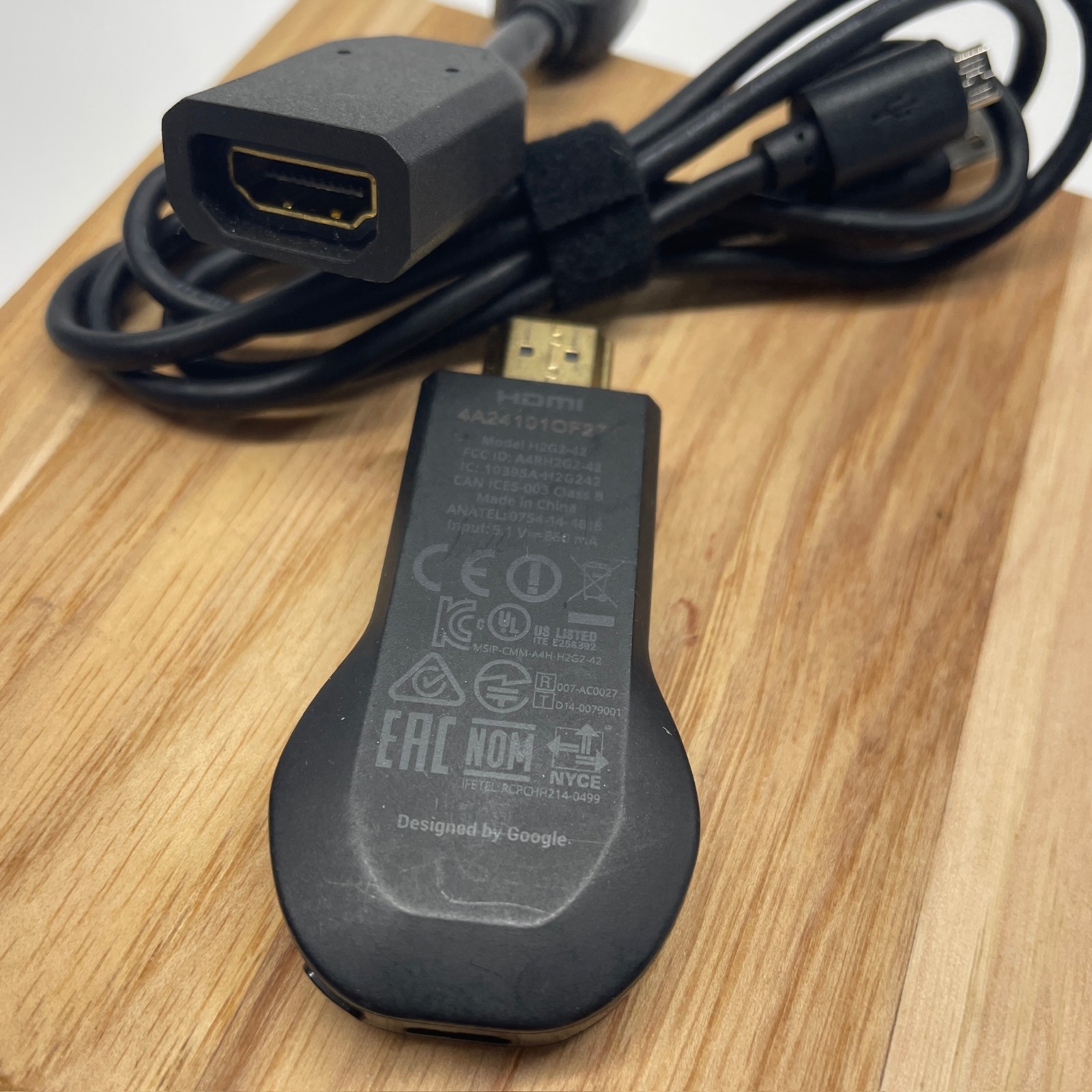 Google Chrome Chromecast H2G2-42 Streaming Media Stick, HDMI, Extender & Cable