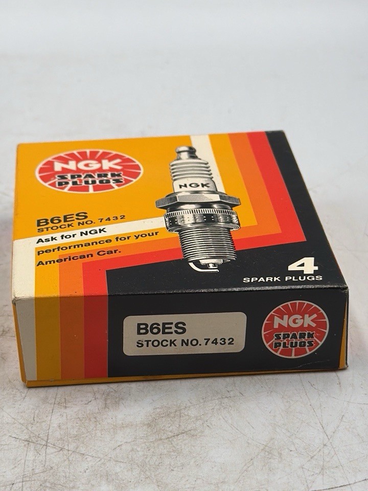 NGK B6ES spark plug 14mm 19mm 3/4 copper core standard set 4 pcs NEW
