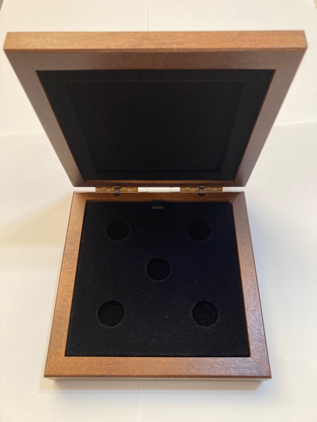 O Canada 2013 $5 1/10 Oz Gold 5-Coin Set Solid Wood Display Case Box NO COINS