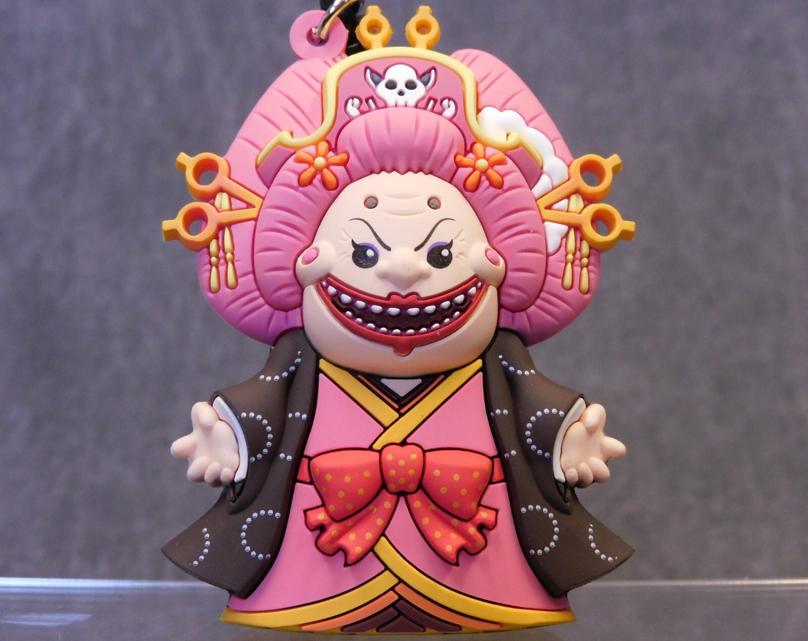 One Piece NEW * Big Mom Clip * Blind Bag Series 5 Key Chain Monogram