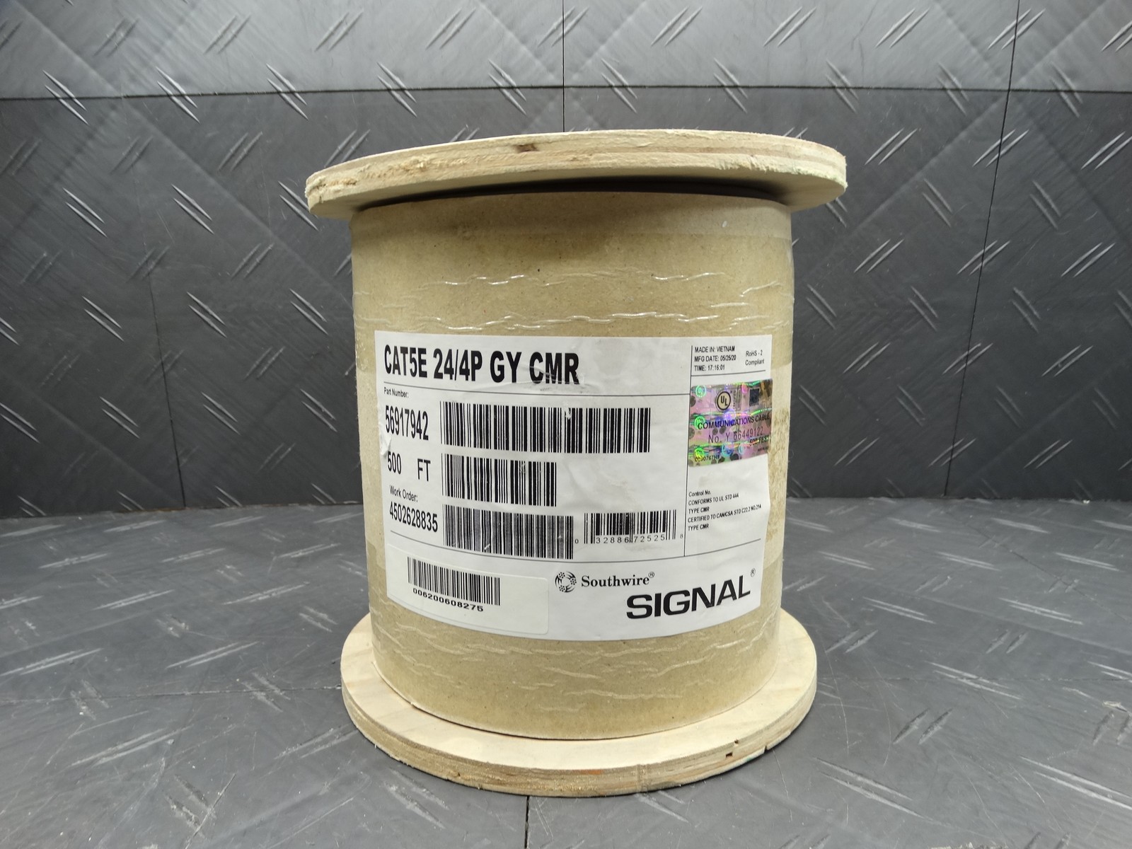 Southwire 500 ft. Gray 24/4 Solid CU CAT5e CMR (Riser) Data Cable 56917942