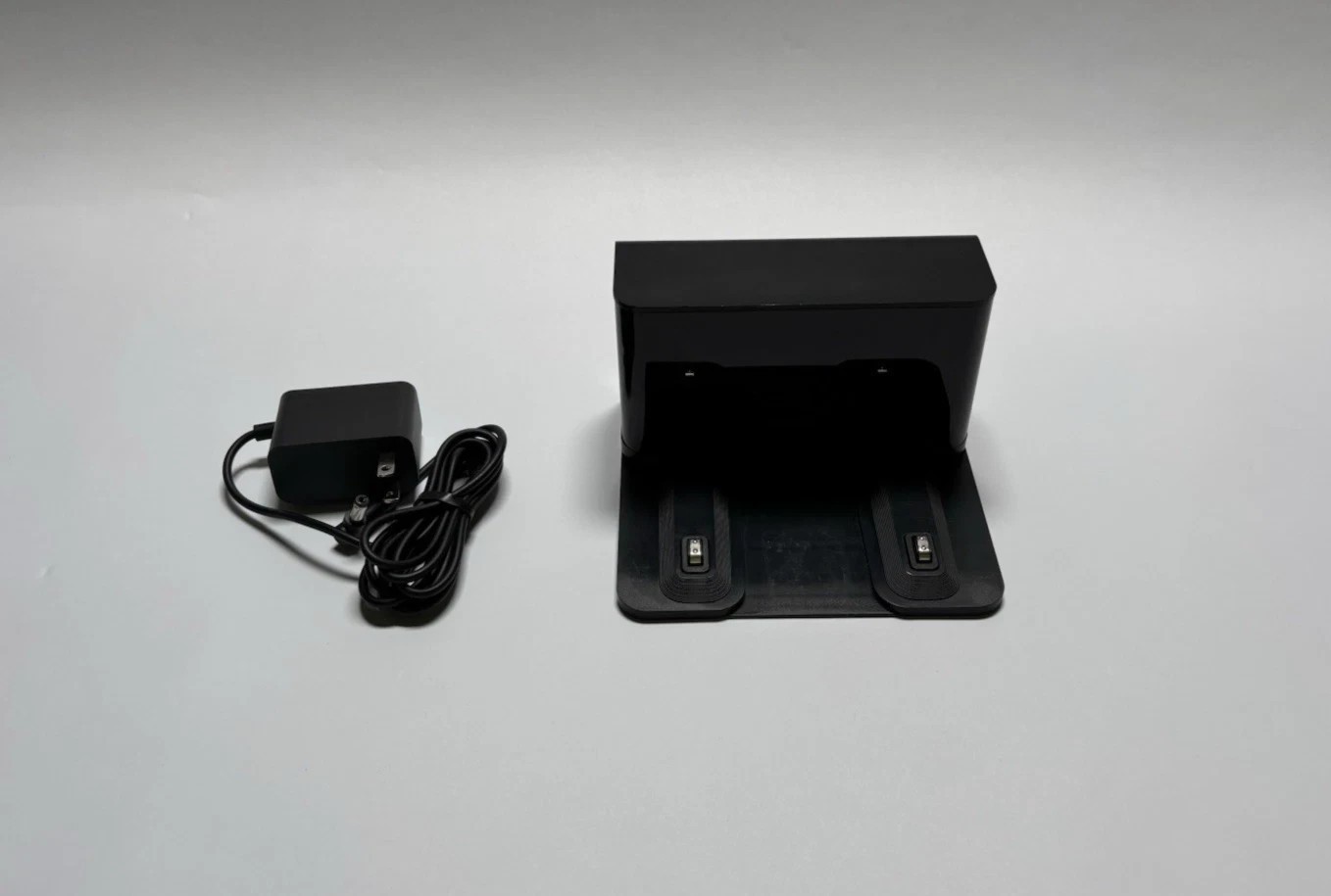 iRobot Roomba 205  Vac Robot  CHARGING DOCK ONLY,  Model: ADT-N1 (BLACK)