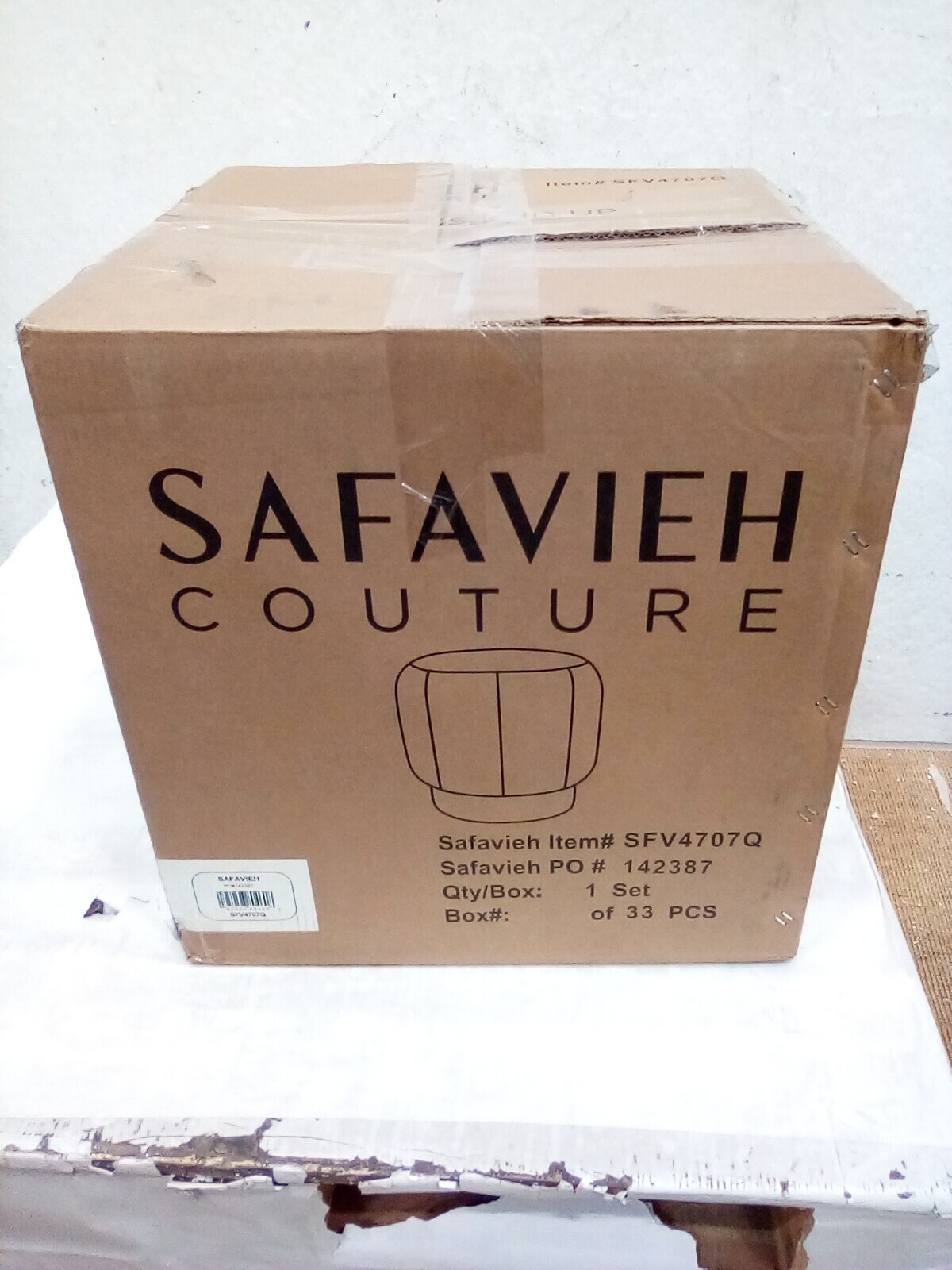 Safavieh MAXINE CHANNEL TUFTED OTTTOMAN, Reduced Price 2172728809 SFV4707Q