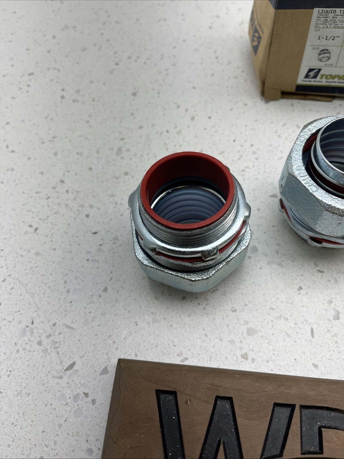 475S Topaz 1-1/2” Liquid Tight Connectors Qty2