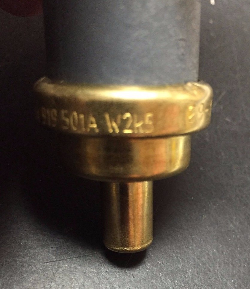 VW / Audi OEM Coolant Temperature Sensor Water Temp Switch Part # 06A919501A