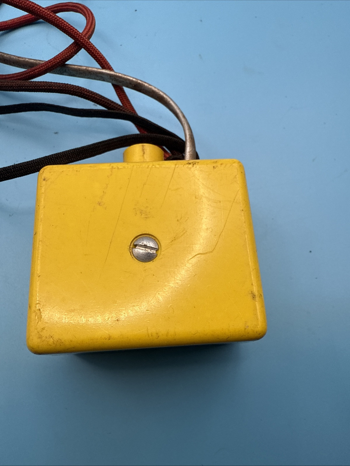 USED Aines 140A Tone Generator / Tone Continuity cable tester