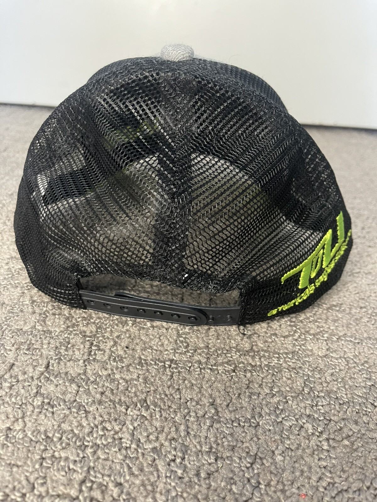 DNA Cycling Grey Hat